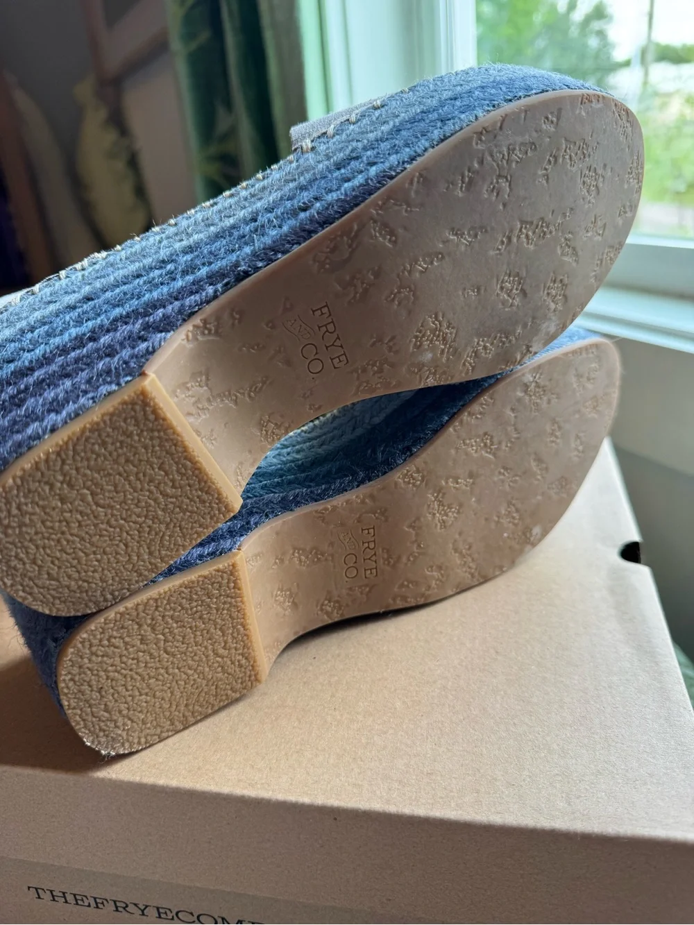 FRYE AND CO. Grayish Blue Suede Ankle-Strap Gradient Espadrille Wedges